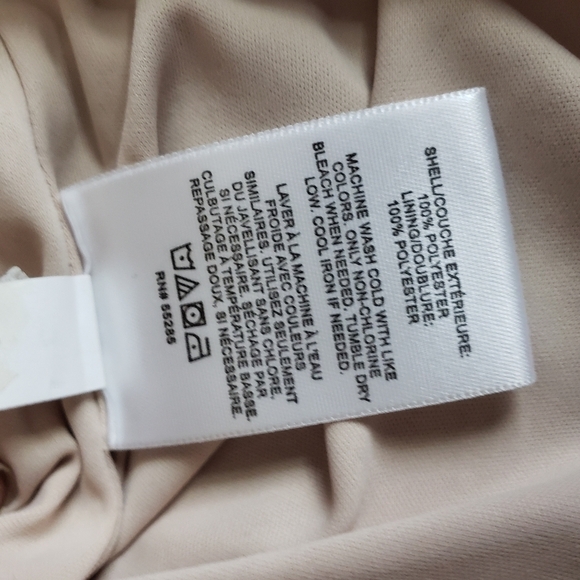 EXPRESS Zigzag Print Mini Skirt NWT - Picture 6 of 6